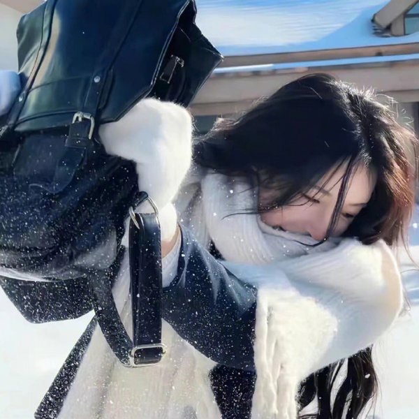 挥剑霜寒与君绝